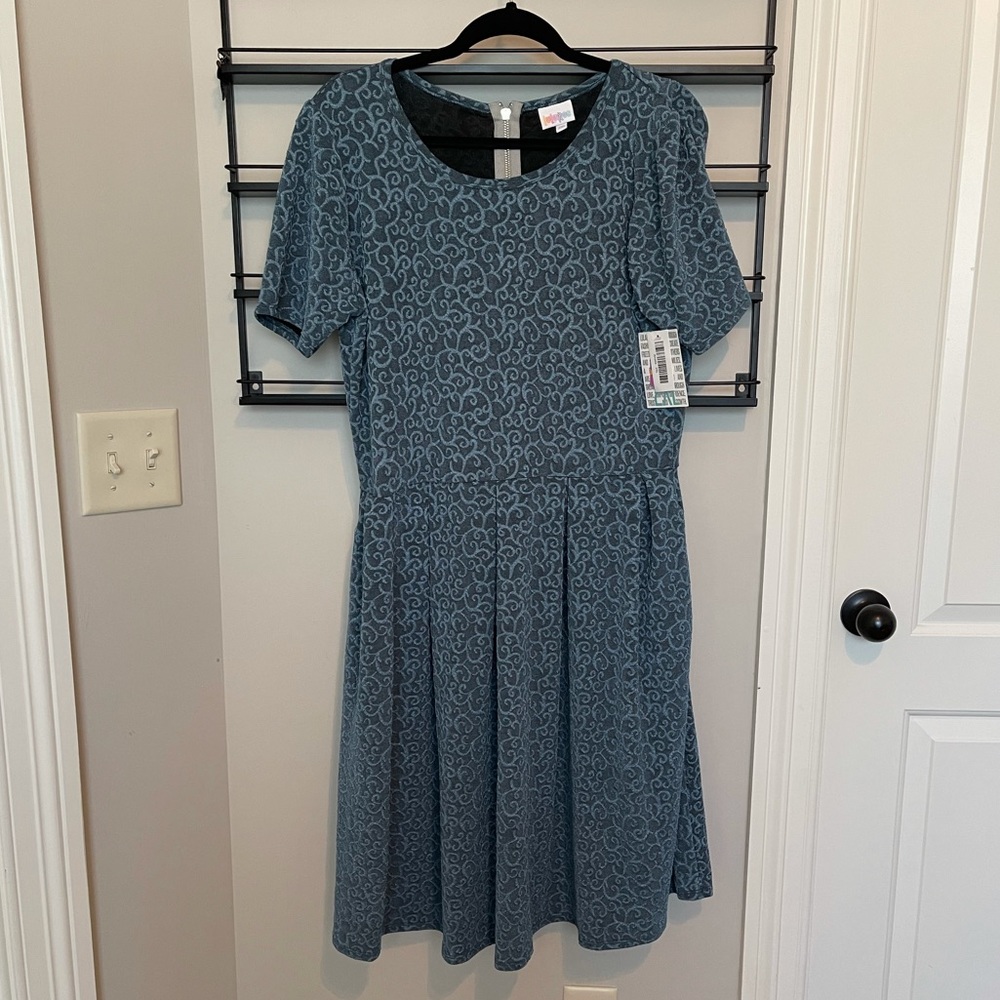 Lularoe NWT 2X Amelia